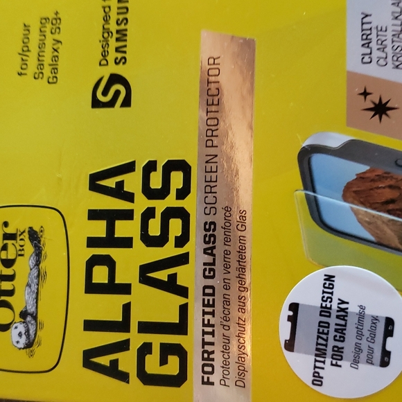 Alpha Glass by Otter Box Samsung Galaxy S9+ - Picture 5 of 9